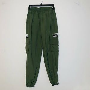 Adidas size small windbreaker joggers in green